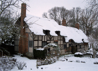 Anne Hathaway’s cottage with its own festive covering of snow