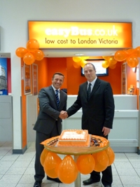 Brian Callin, easyBus’ Chief Operating Officer and Rupert Lawrie, Commercial Director London Luton Airport at the cake cutting ceremony