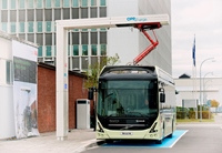 With OppCharge, electrified buses and charging stations from different manufacturers can be used together. VOLVO