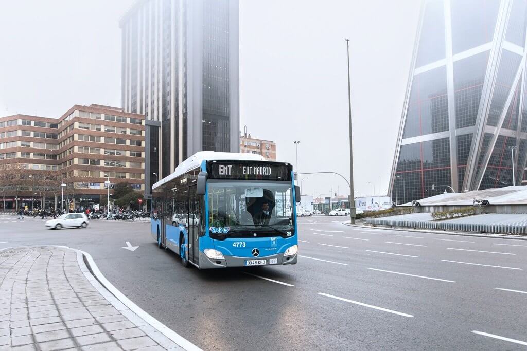 Mercedes-Benz, Omnibus Magazin, 2018-1