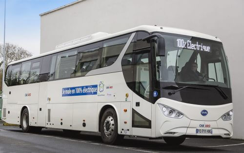 BYD electric coach is operating on a route between Beauvais and Compiègne. BYD
