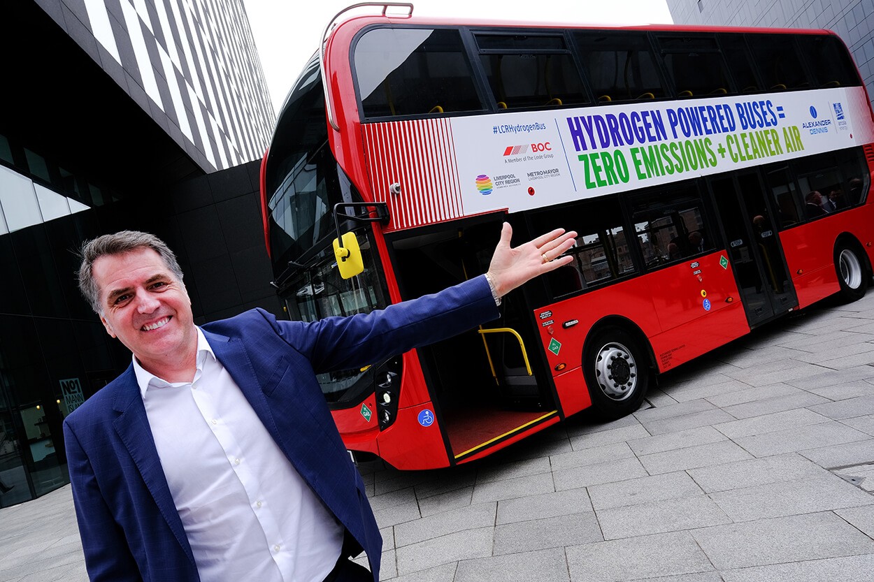 LCR Hydrogen Bus1