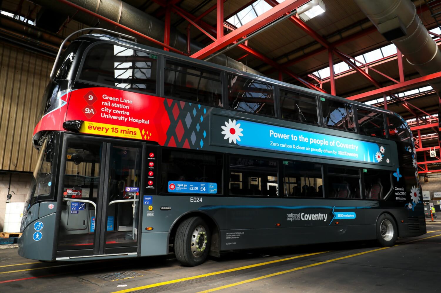 national-express-coventry-launches-first-electric-buses-cbw