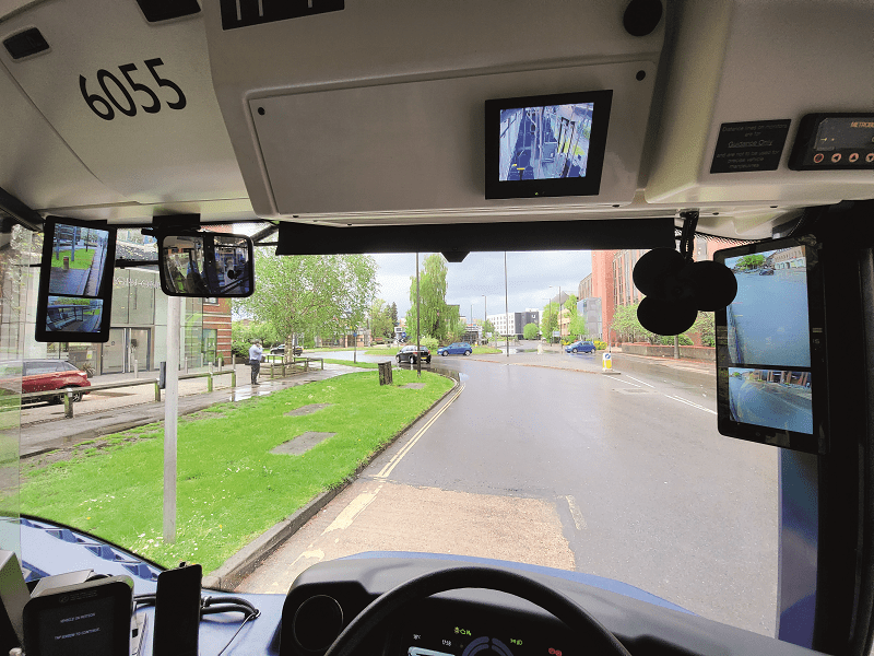 9.Metrobus digital mirrors