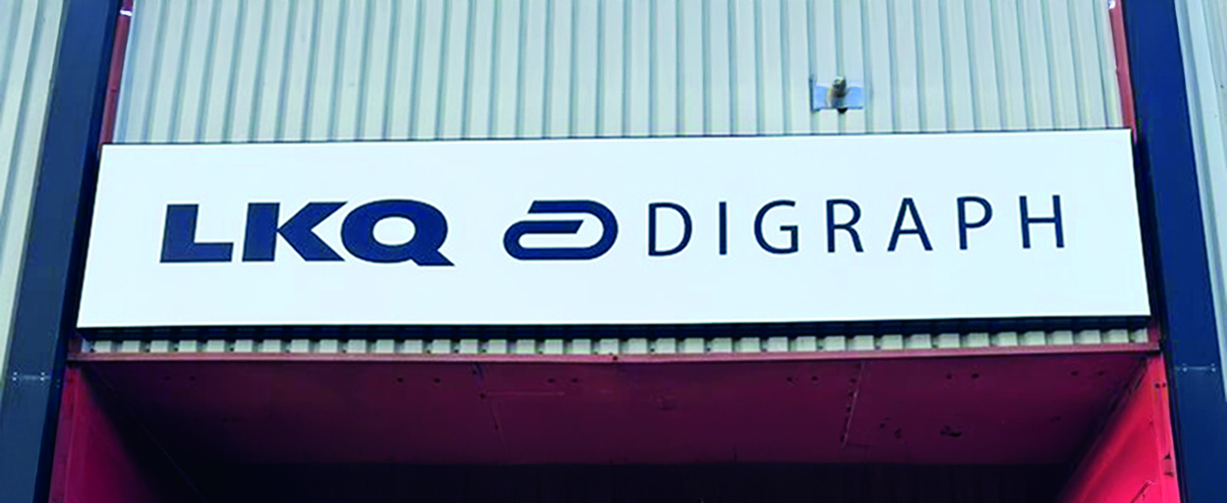 LKQ Digraph