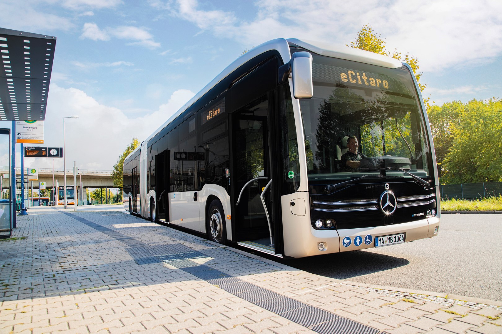 Daimler Buses will mit E-Services weiter wachsenDaimler Buses aiming to foster growth with e-services