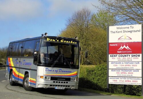 Don’s of Dunmow’s rare Jonckheere-bodied Dennis Lancet midicoach TXI 8756 is seen arriving at the event. JAMES OTLEY