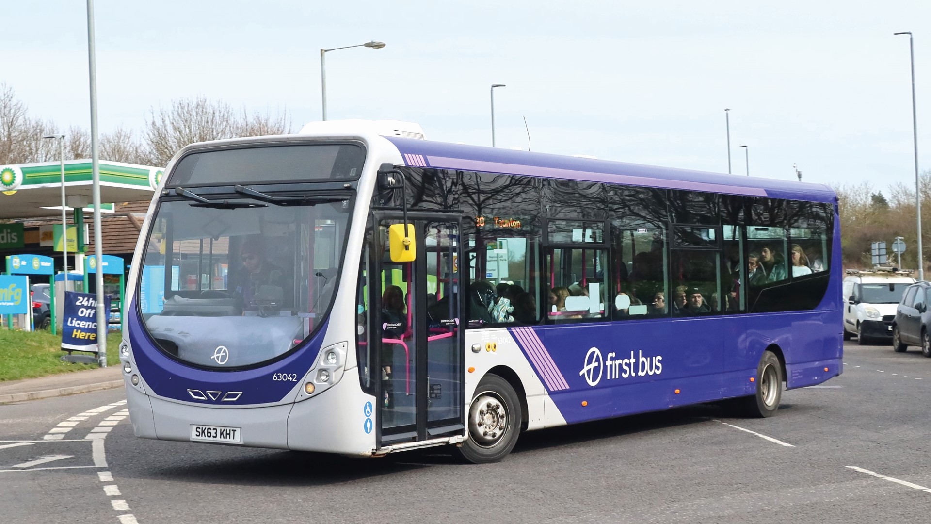 First Bus 2 GEOF SHEPPARD CC BY-SA 3.0 (Large)